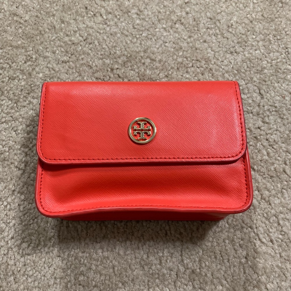 Tory Burch Robinson Crossbody/Waist Bag